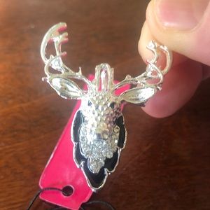 Crystal deer head brooch new with tags